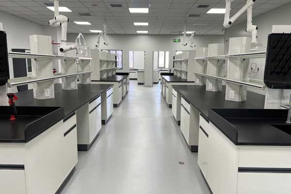 實驗室裝修中常見的隱藏費用有哪些？