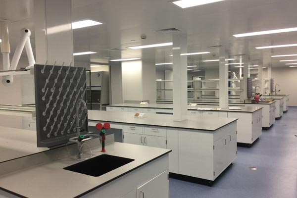 實驗室設(shè)計和建設(shè)指南哪個好？